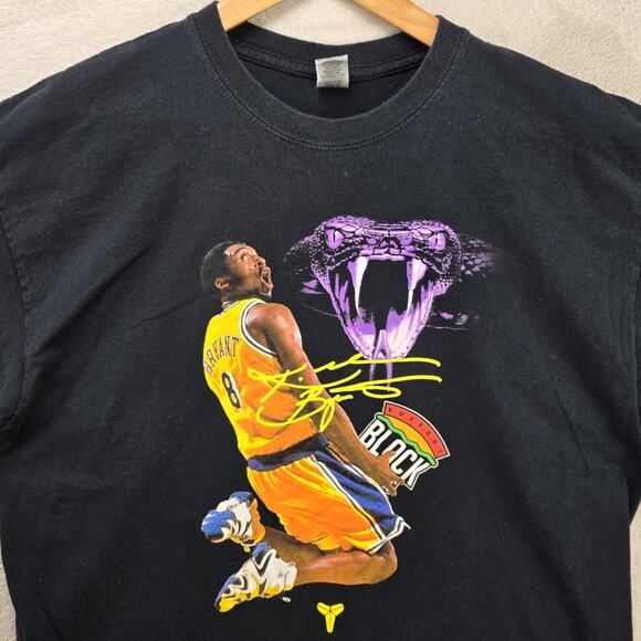 Gildan Other - Kobe Bryant Shirt XL Support Black LA Lakers Basketball Slam Dunk NBA Graphic